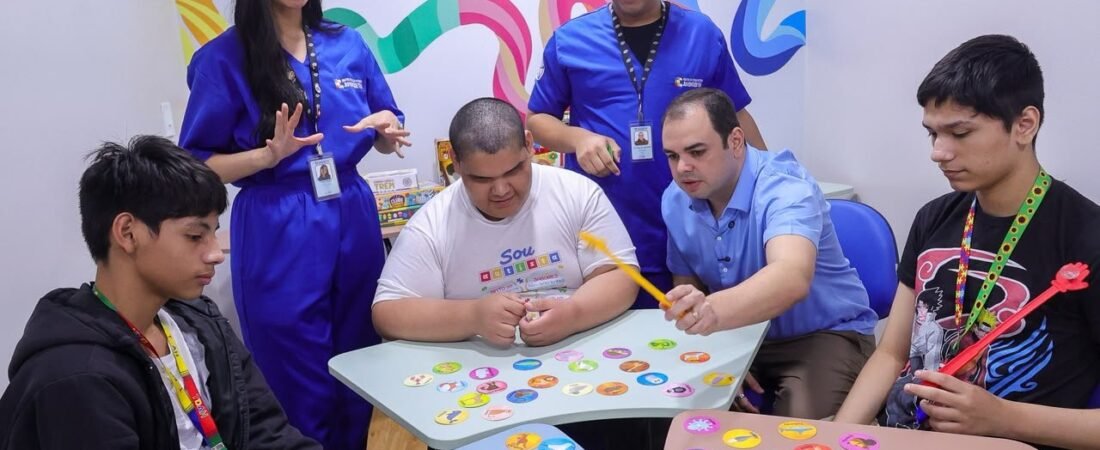 Roberto Cidade promete criar secretaria própria para cuidar de pessoas com autismo no Amazonas